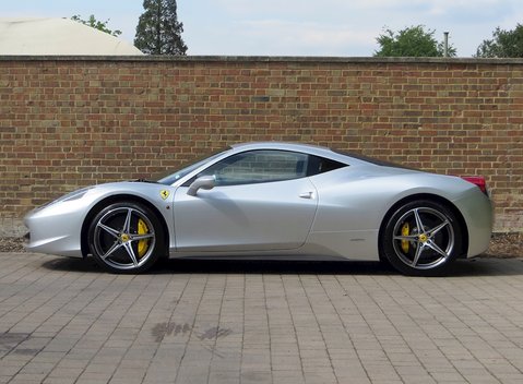 Ferrari 458 Italia 6