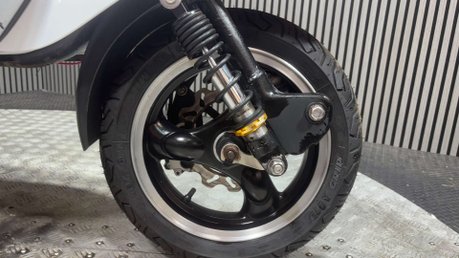 Royal Alloy GT 125 i Scooter Petrol CVT Euro 4 (10 ps) 23