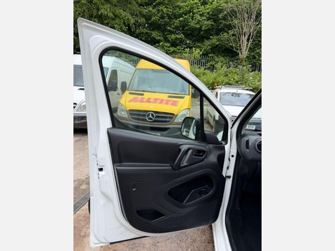 Peugeot Partner 1.6 HDi 850 S Panel Van 4dr Diesel Manual L1 (132 g/km, 90 bhp) 33
