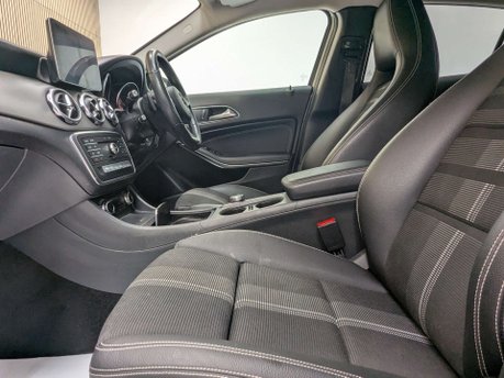 Mercedes-Benz GLA 1.6 GLA 180 Urban Edition Auto 5dr 36