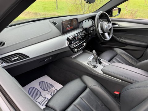 BMW 5 Series 2.0 520d M Sport Auto Euro 6 (s/s) 4dr 40