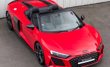 Audi R8 Spyder V10 Performance Carbon Black 7