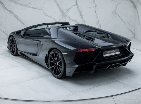 Lamborghini Aventador LP 720-4 50th Anniversary Roadster 15