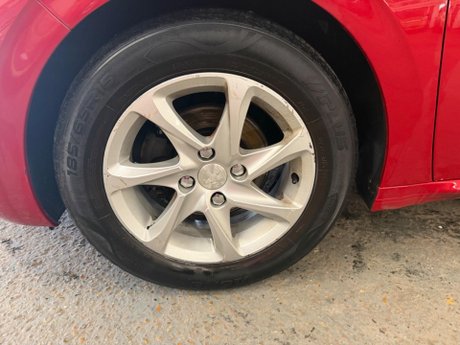 Peugeot 208 1.2 VTi Style Euro 5 5dr 23