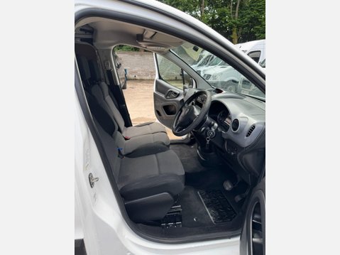 Citroen Berlingo E 635 LX CVT FWD L1 H1 5dr 24