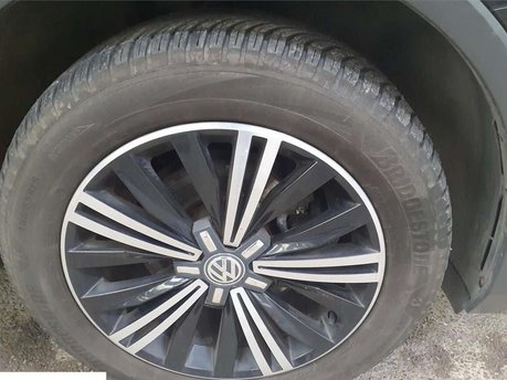 Volkswagen Tiguan 2.0 TDI BlueMotion Tech SE Navigation SUV 5dr Diesel DSG 4Motion Euro 6 (s/ 2