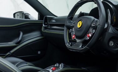 Ferrari 458 SPIDER 16