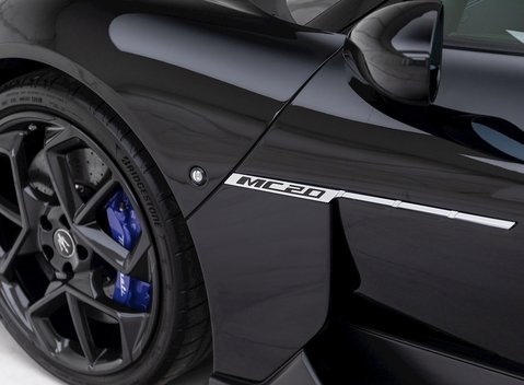 Maserati MC20 26