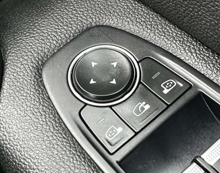 Renault Captur 1.6 Captur Techno E-Tech PHEV Auto 5dr 62