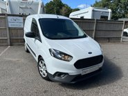 Ford Transit Courier TREND 1.5 TDCI 5dr 1