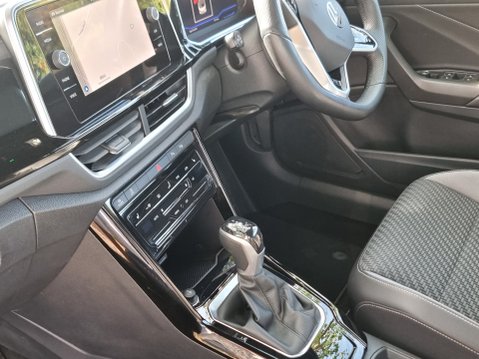 Volkswagen T-Roc R-LINE TSI DSG 22