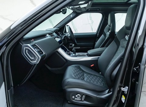 Land Rover Range Rover Sport 5.0 SVR Carbon Edition 14