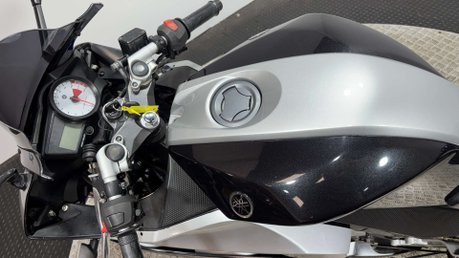 Yamaha R125 YZF 2009 20K 125CC SPORTS BIKES 15BHP NEW MOT SERVICED 26