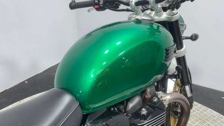 Triumph Speed Twin 2021 11K 1 OFF CUSTOM OUTSTANDING CONDITION MODERN RETRO 15