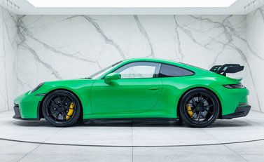 Porsche 911 GT3 (992) 2