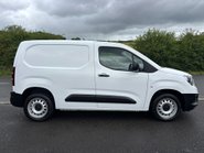 Vauxhall Combo L1H1 2300 100 ps Dynamic Panel Van - No VAT 8