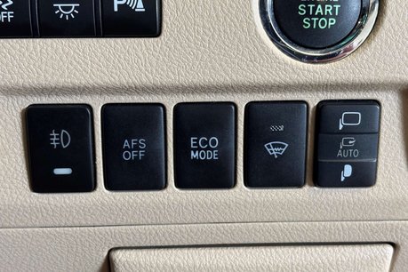 Toyota Vellfire V6 L Edition 80