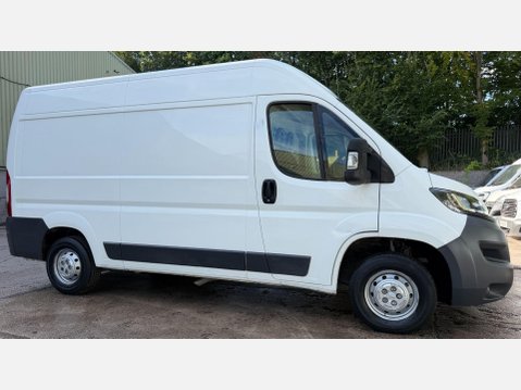 Peugeot Boxer 2.0 BlueHDi 335 Professional Panel Van 5dr Diesel Manual L2 H2 Euro 6 (130 3