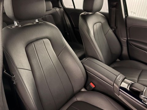 Mercedes-Benz A Class 1.3 A180 Sport Edition (Executive) 7G-DCT Euro 6 (s/s) 5dr 11