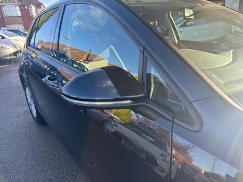 Volkswagen Golf 1.6 TDI BlueMotion Tech S Euro 5 (s/s) 5dr 13