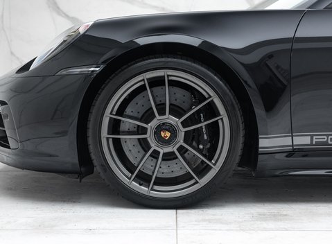 Porsche 911 Targa (992) 50 Years Porsche Design Edition 33