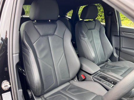 Audi Q3 1.5 TFSI CoD 35 Black Edition Sportback S Tronic Euro 6 (s/s) 5dr 17