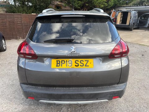 Peugeot 2008 ALLURE PREMIUM 8