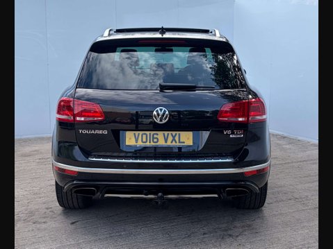 Volkswagen Touareg 3.0 Touareg V6 R-Line TDI BlueMotion Technology Auto 4WD 5dr 30