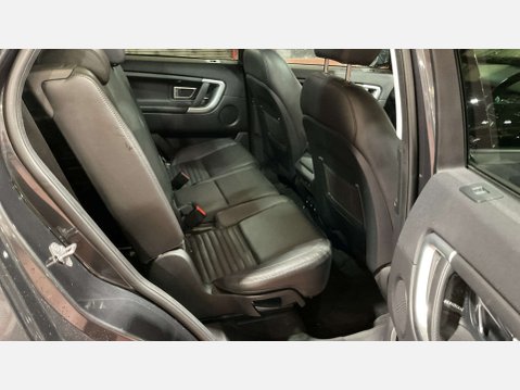 Land Rover Discovery Sport 2.0 Discovery Sport Luxury HSE SD4 Auto 4WD 5dr 8