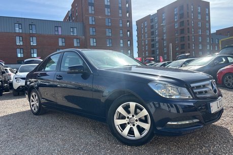 Mercedes-Benz C Class C180 BLUEEFFICIENCY EXECUTIVE SE AUTOMATIC 10 SERVICES 