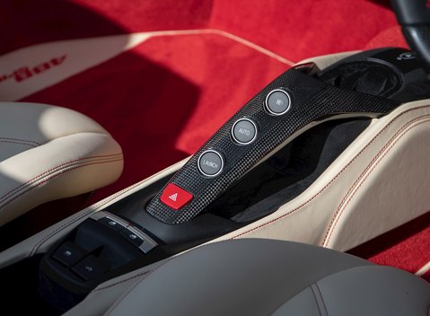 Ferrari 488 Spider 20