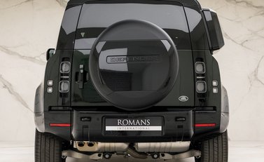 Land Rover Defender 90 X D300 5