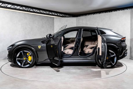 Ferrari Purosangue HUGE SPEC. WARRANTY. HISTORIC PAINT. CARBON INT/EXT PACK. PANO ROOF. 9
