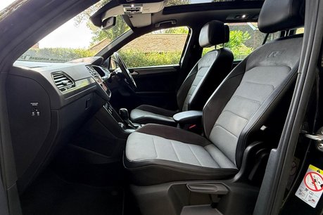 Volkswagen Tiguan R-LINE TECH TSI 4MOTION DSG 60