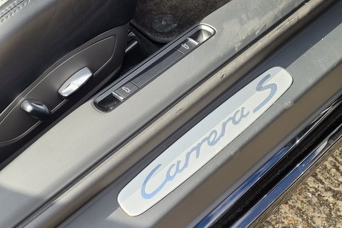Porsche 911 CARRERA S PDK 29