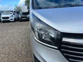 Vauxhall Vivaro SWB Low Roof Sportive 2700 Air Con Sensors Euro 6 NO VAT 22