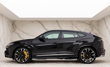 Lamborghini Urus 2