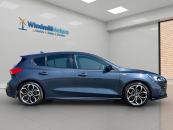 Ford Focus 1.0T EcoBoost ST-Line X Euro 6 (s/s) 5dr
