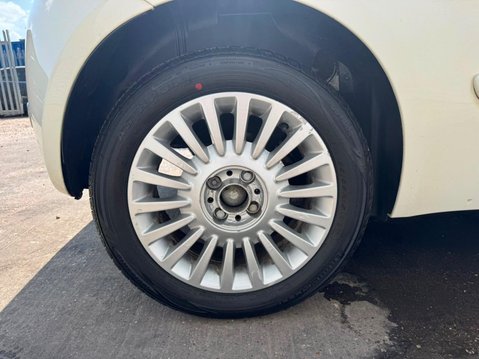 Fiat 500 1.2 Lounge Euro 5 (s/s) 3dr 15