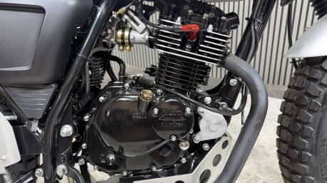 Mutt Akita 2020 ONLY 1K VERY CLEAN EXAMPLE MOT OCTOBER 2027 125CC 26