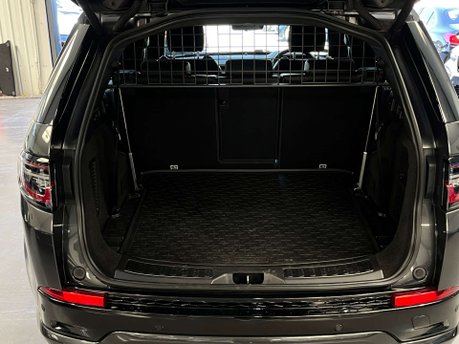 Land Rover Discovery Sport 2.0 Discovery Sport R-Dynamic HSE D Auto 4WD 5dr 22