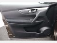 Nissan Qashqai 1.2 Qashqai N-Connecta DiG-T 5dr 33