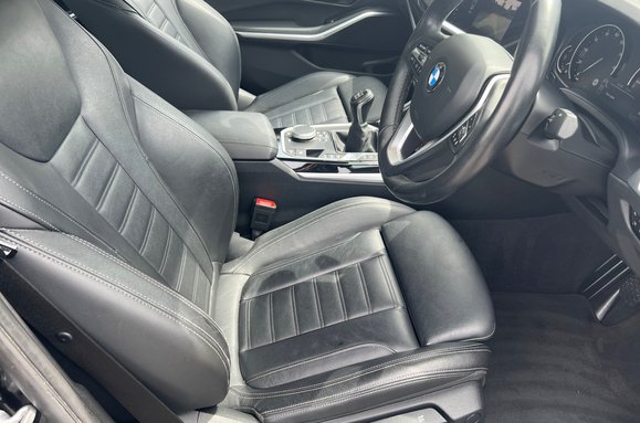 BMW 3 Series 318D SPORT 22