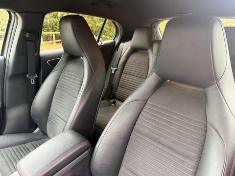 Mercedes-Benz GLA 2.1 GLA220d AMG Line (Executive) 7G-DCT 4MATIC Euro 6 (s/s) 5dr 18