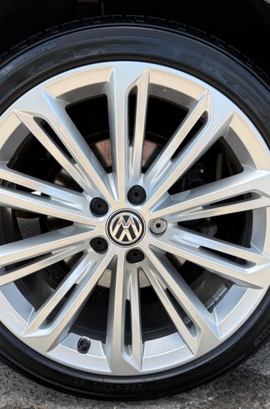 Volkswagen Passat GT TSI EVO DSG - PANORAMIC SUNROOF -19 INCH ALLOYS - ONE OWNER 