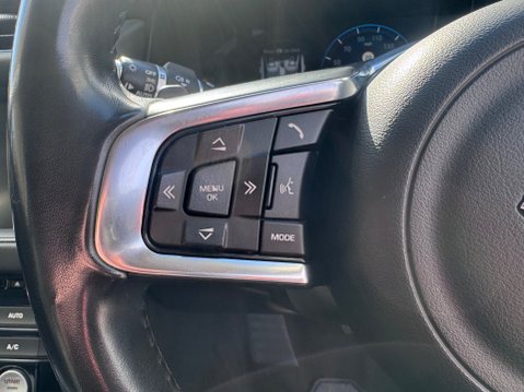 Jaguar XF D PORTFOLIO AWD 15