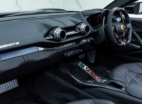 Ferrari 812 GTS 21