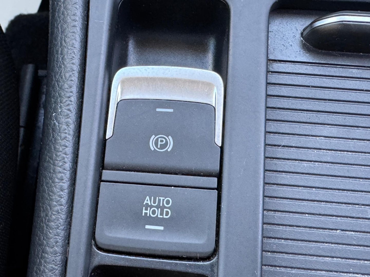 2014 Volkswagen Golf — image 27