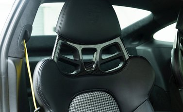 Porsche 911 (991.2) GT3 Touring 11