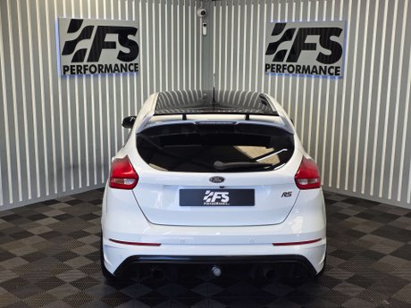 Ford Focus 2.3T EcoBoost RS Hatchback 5dr Petrol Manual AWD Euro 6 (s/s) (350 ps) 44